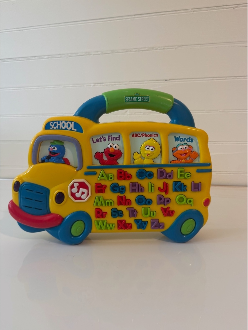2000s Sesame Street Alphabet School Bus - Works